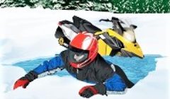 snowmobiler ice