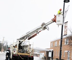 neviss distancing front