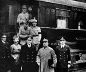 1918 surrender train photo 2