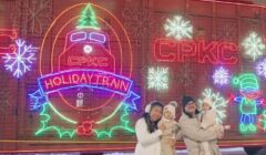 HOLIDAY TRAIN front 2