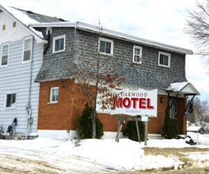oakwood motel best front