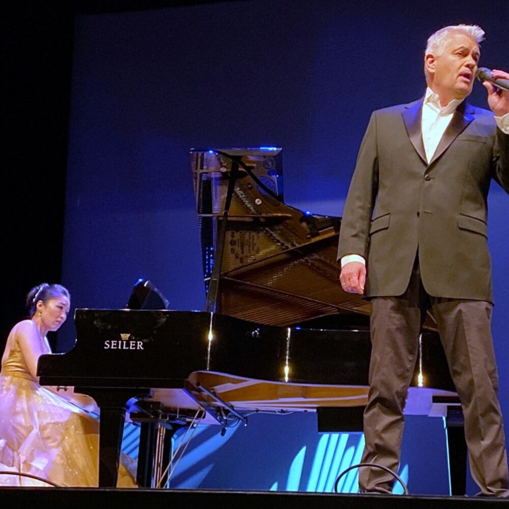 Guest performers Kyung-A Lee and husband Parres Allen. Guest performers Kyung-A Lee and husband Parres Allen.