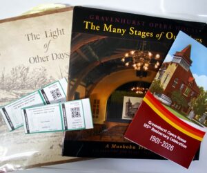 Opera House 125 books 1