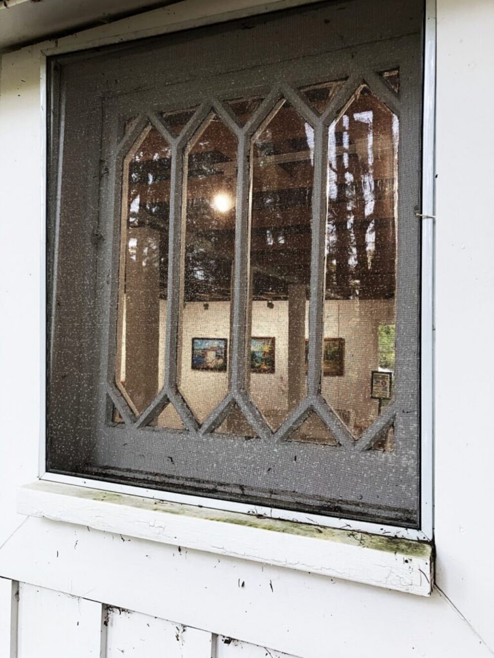 The art isn't just inside, but looking in from the outside it's just as artistic. The art isn't just inside, but looking in from the outside it's just as artistic.