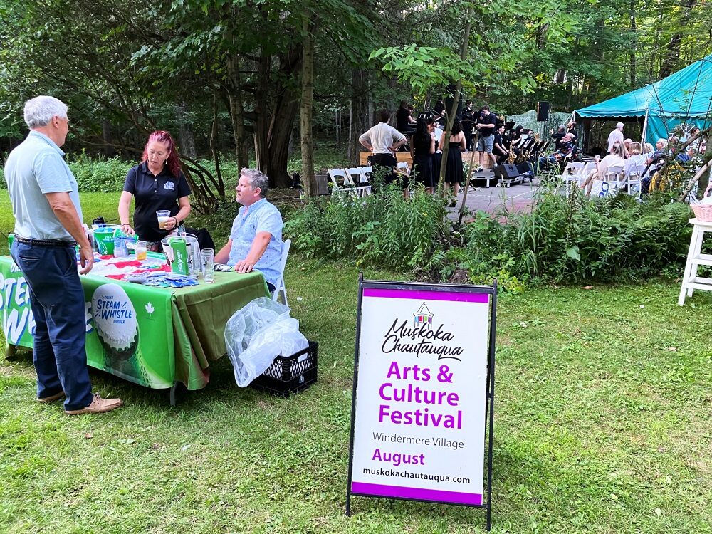 A food trailer and refreshments are just part of the Gallery in the Woods concerts and entertainment. A food trailer and refreshments are just part of the Gallery in the Woods concerts and entertainment.